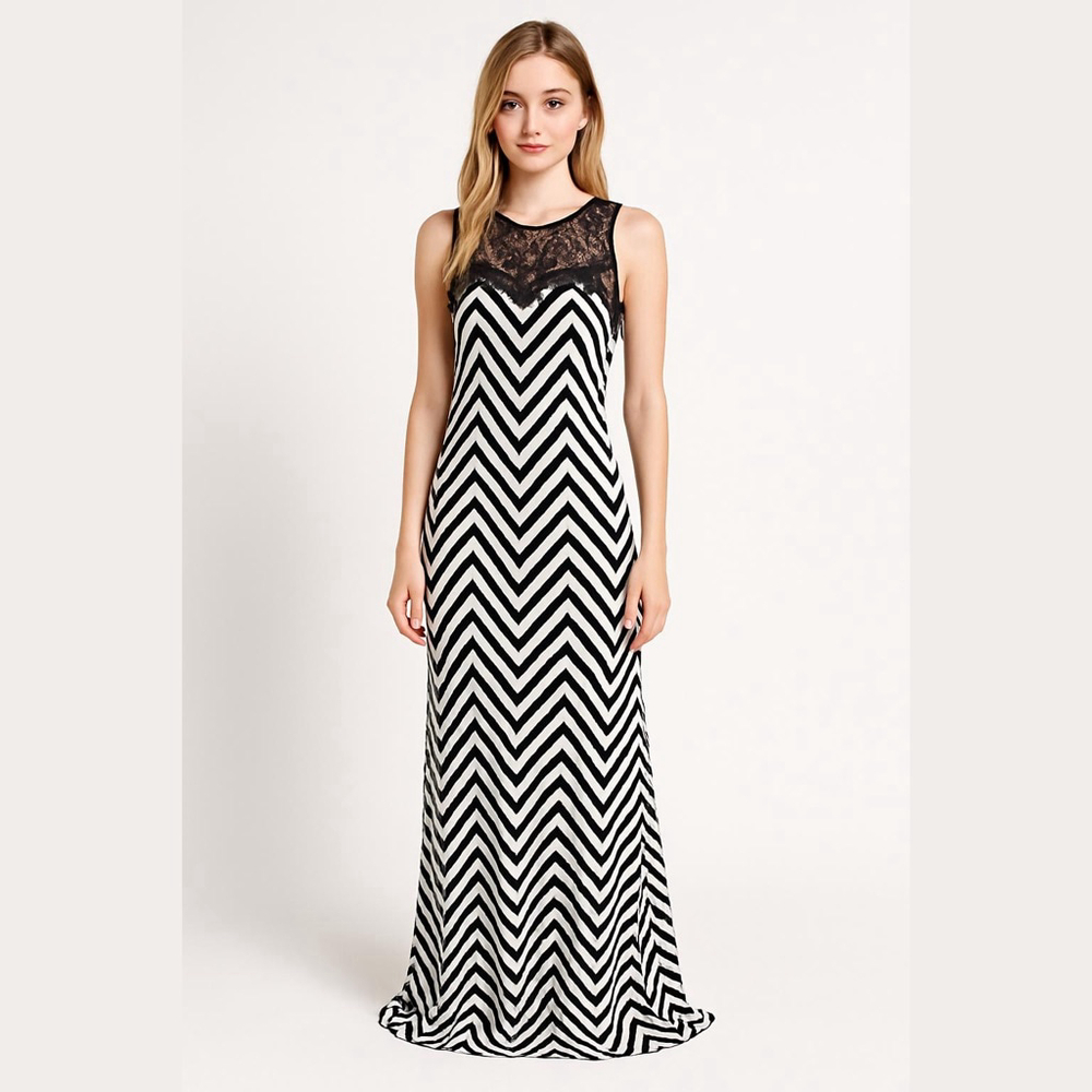 Monteau Los Angeles Maxi Dress Size Large Black White Chevron